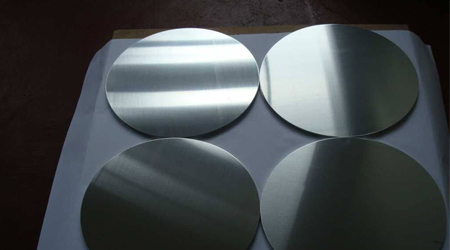 清洗熱軋鋁圓片時需要注意哪些事項？